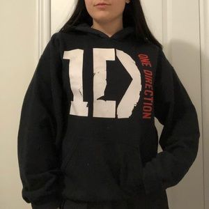 🖤 one direction hoodie 🖤